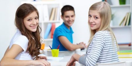 clase-de-inglés-adolescentes